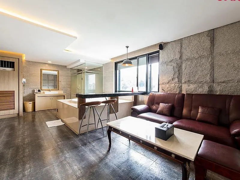 Tara Hotel Seoul